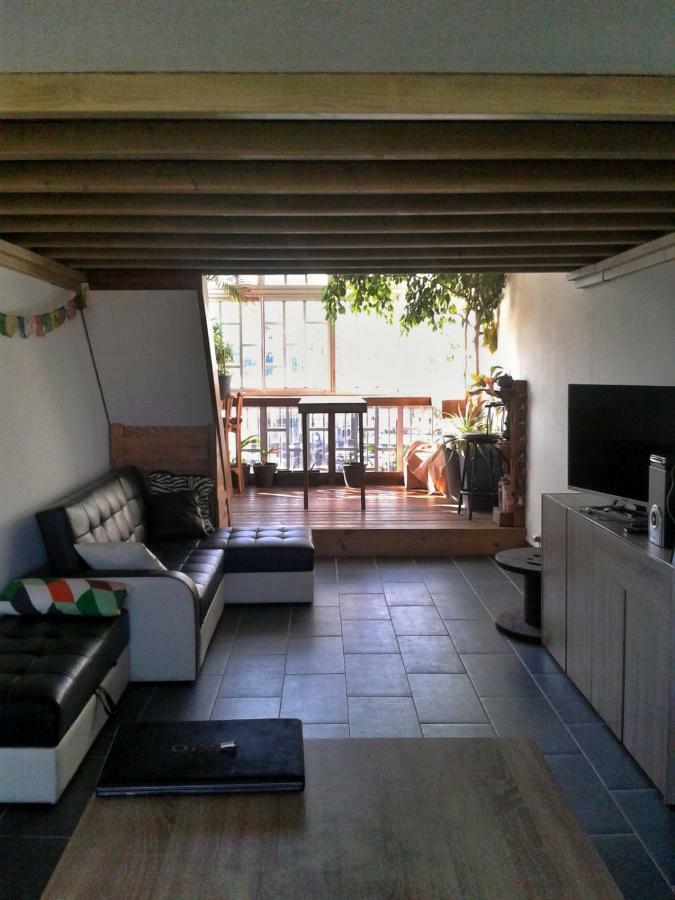 Loft Mezzanine Verriere Avec Vue Apartment Saint-Denis Exterior foto